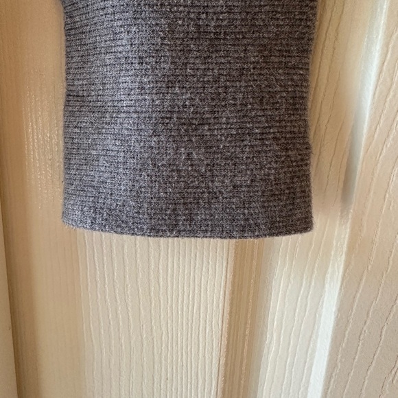 Lululemon Throw Me Over Hoodie (Size 8) - Picture 5 of 7